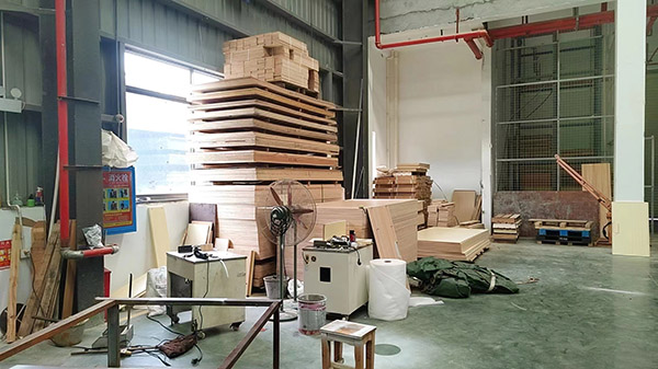 ����̼���E