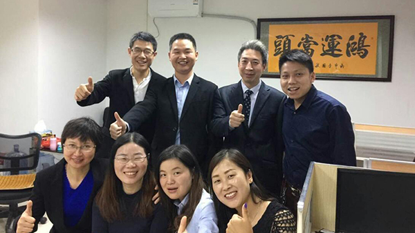 ���̼���E